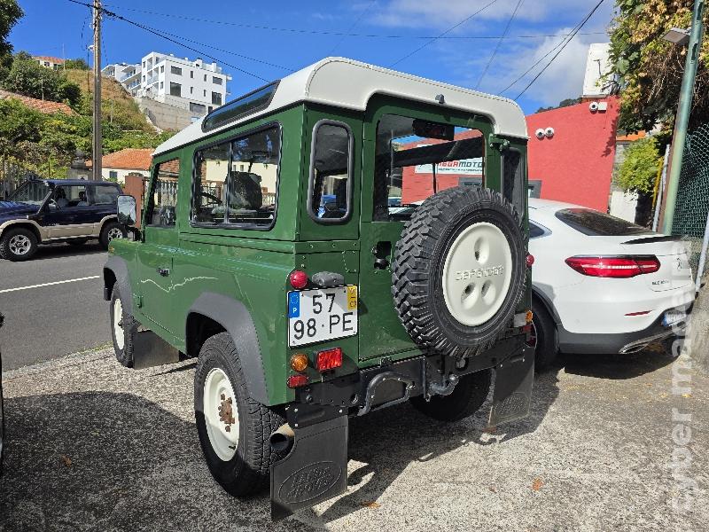 LAND-ROVER DEFENDER 90 TD5 7 LUGARES Gasóleo