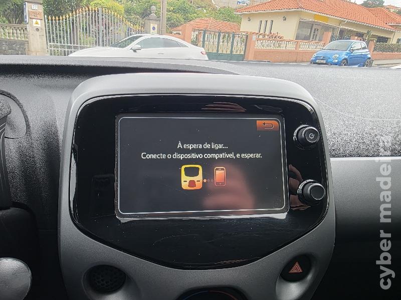 TOYOTA AYGO 1.0 VVT-i X-PLAY Gasolina