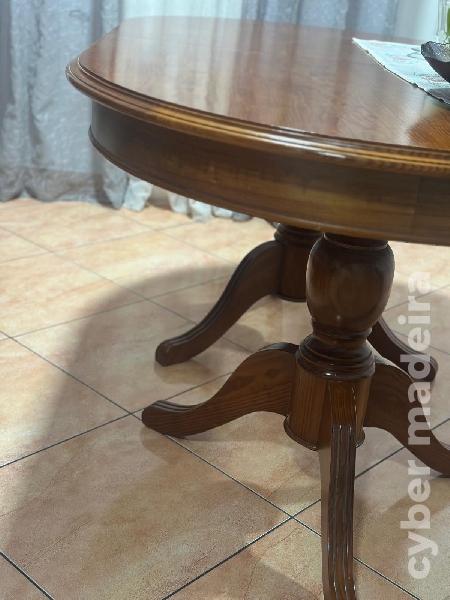 Mesa de Jantar e 5 cadeiras
