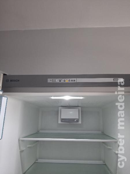 Bosch Frigorífico + Congelador Bosch Side-by-Side Inox – No Frost
