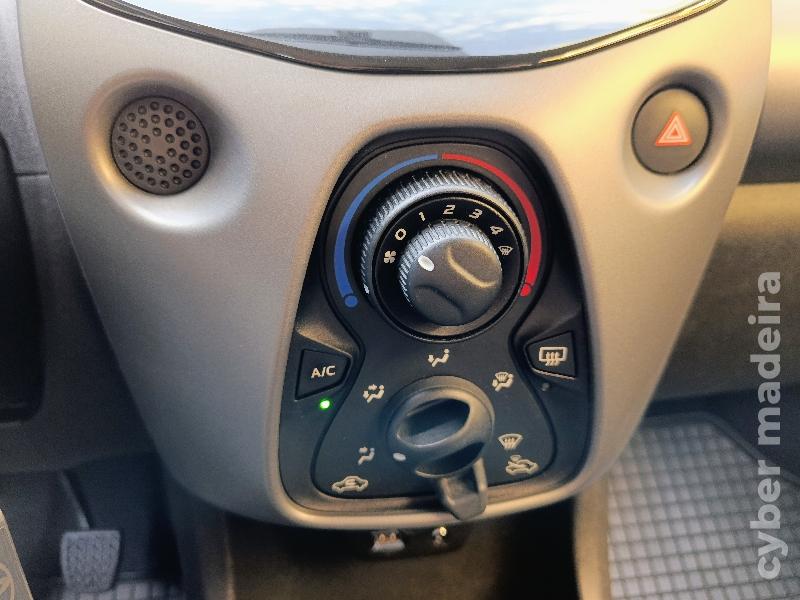 TOYOTA AYGO 1.0-VVTI 2020 Gasolina
