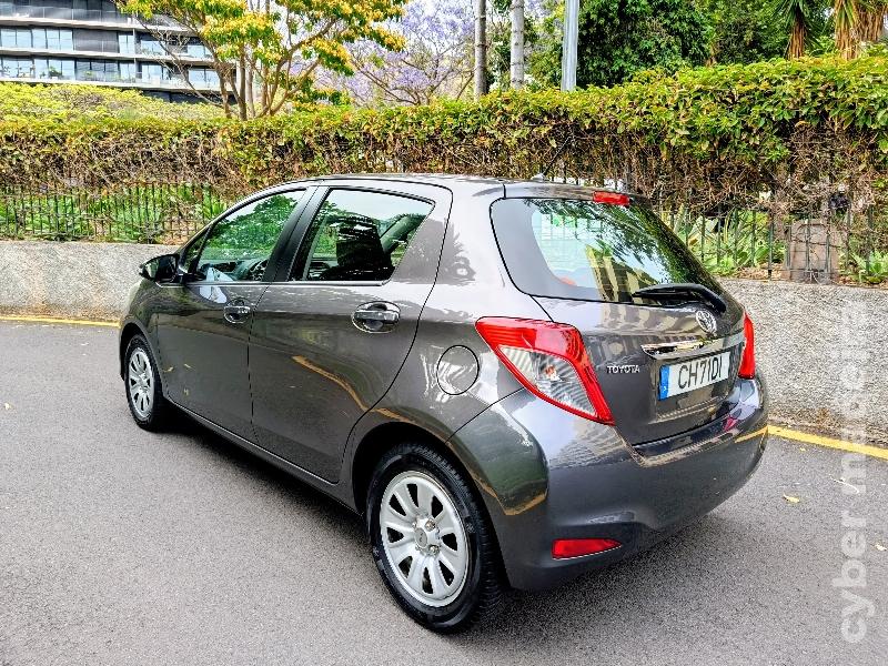 TOYOTA YARIS 1.0-VVTI 2012 Gasolina