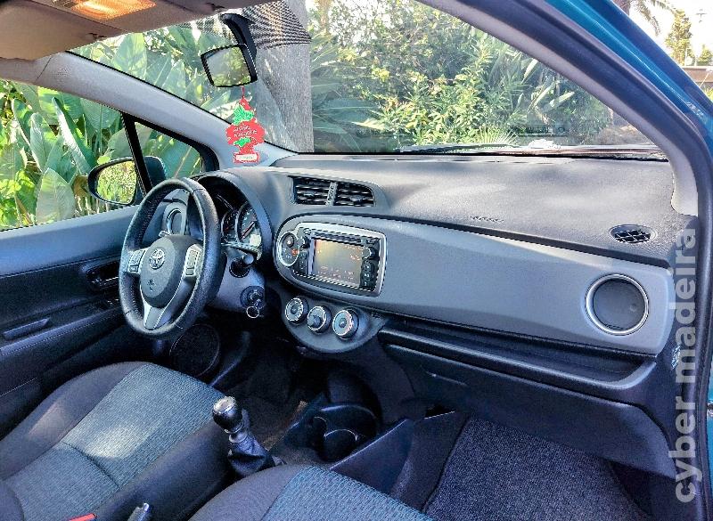 TOYOTA YARIS 1.0-VVTI 2012 Gasolina