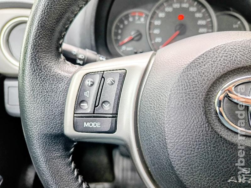 TOYOTA YARIS 1.0-VVTI 2012 Gasolina