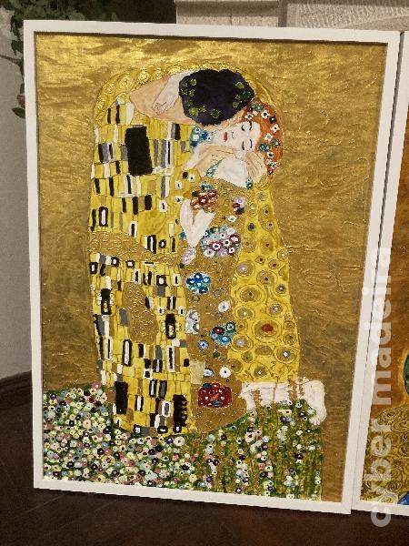 O Beijo Abraço em Família Mãe e Filho --3 pinturas à mão inspiradas no Universo de Gustav Klimt