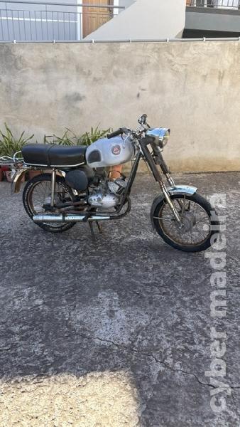 Casal 120 modelo de luxo 50 cc Grande turismo