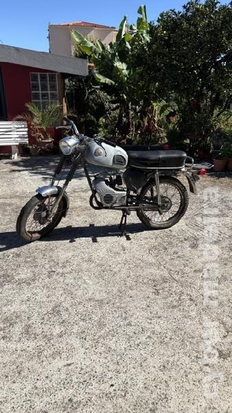 Casal 120 modelo de luxo 50 cc Grande turismo