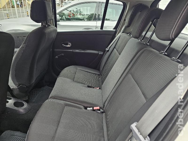 RENAULT CLIO 1.5 DCI Gasóleo