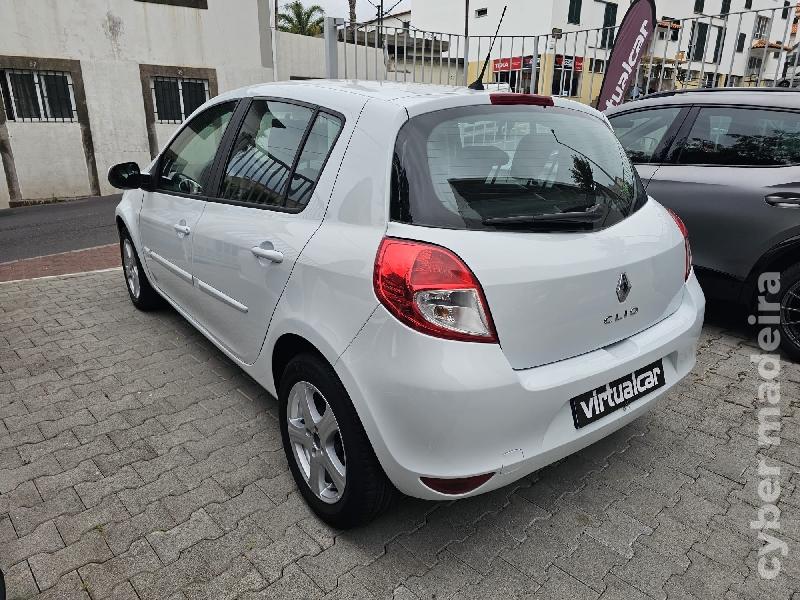 RENAULT CLIO 1.5 DCI Gasóleo