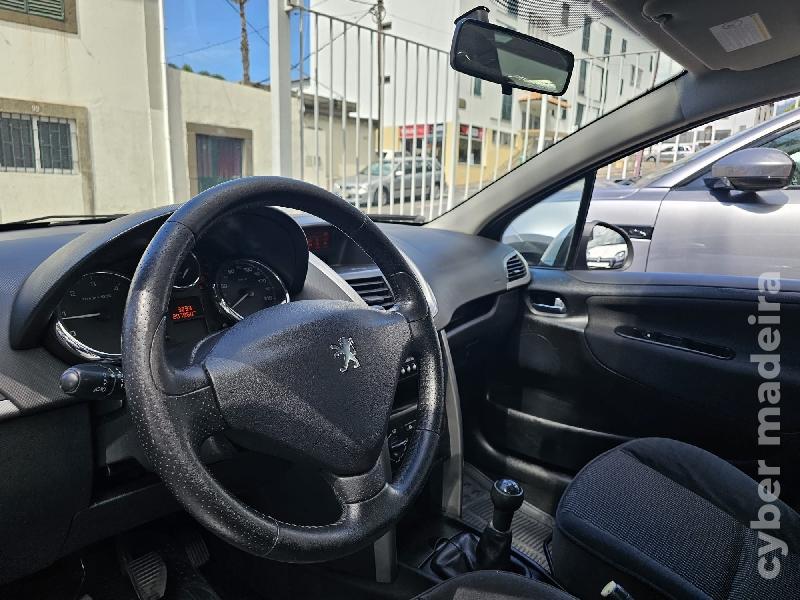 PEUGEOT 207 1.4 HDI Gasóleo