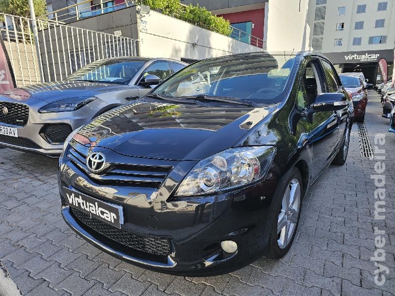 TOYOTA AURIS 1.4 D4D Gasóleo