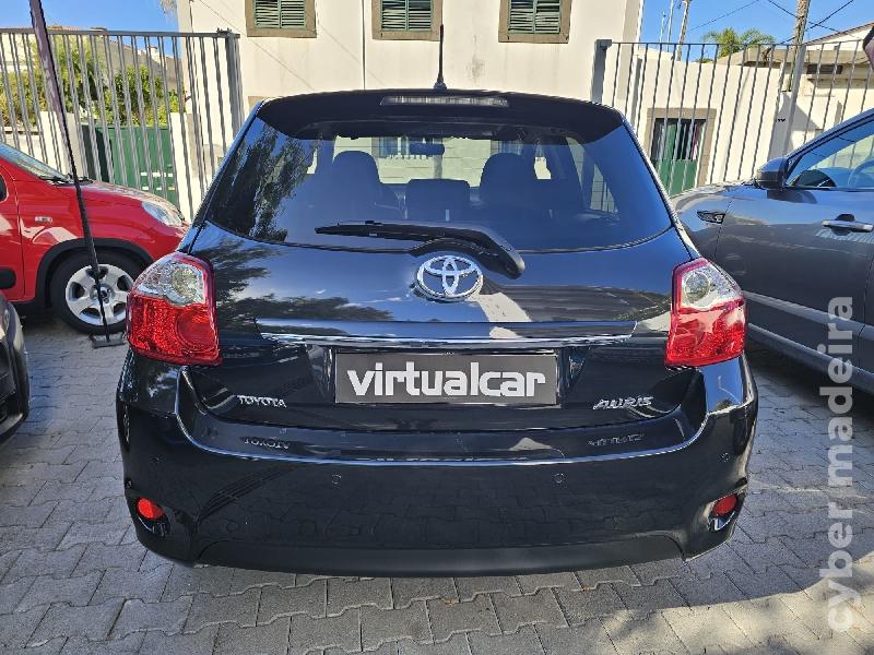 TOYOTA AURIS 1.4 D4D Gasóleo