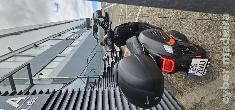 Vespa GTS 310 300 cc Scooter