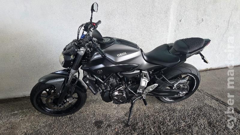 Yamaha mt07 690 cc Sport, turismo