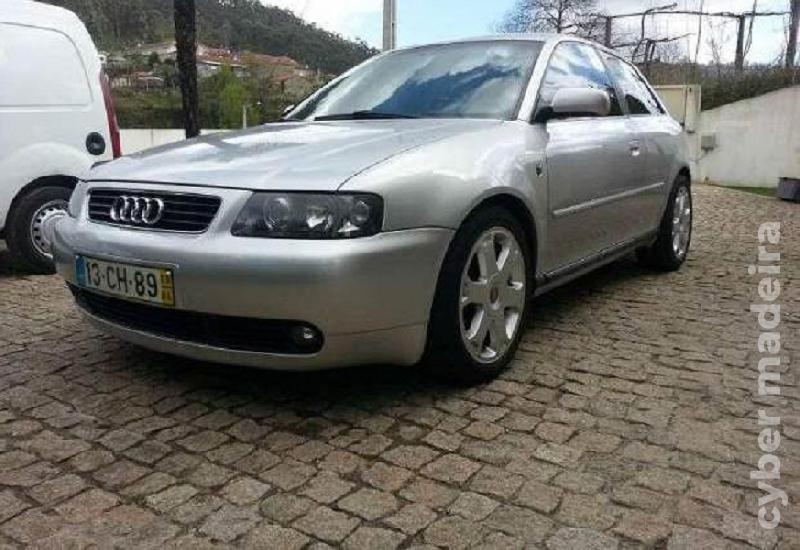 AUDI A3 1.9 tdi 110cv sport Gasóleo