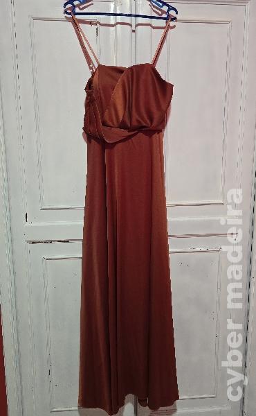 Vestido cerimónia terracota