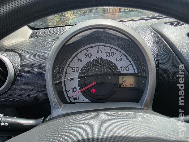 PEUGEOT 107 1.0 TRENDY Gasolina