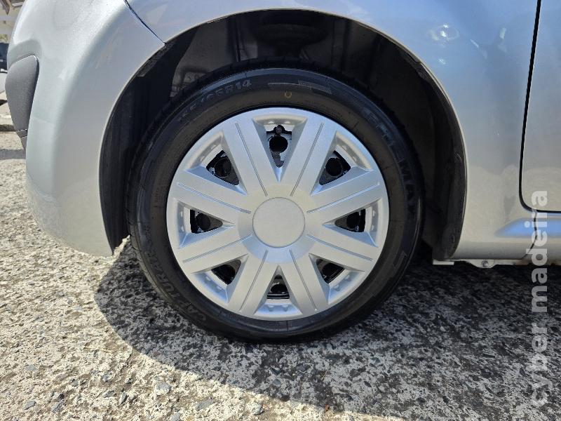PEUGEOT 107 1.0 TRENDY Gasolina