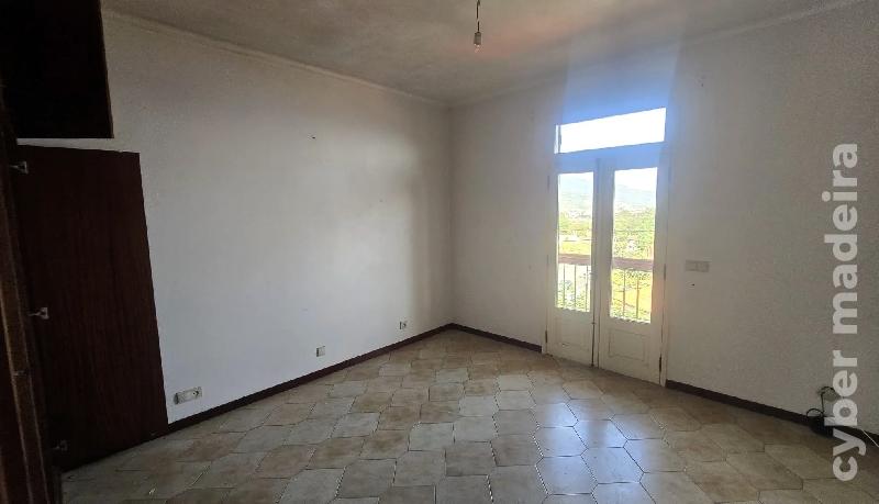 Moradia T4 para Venda