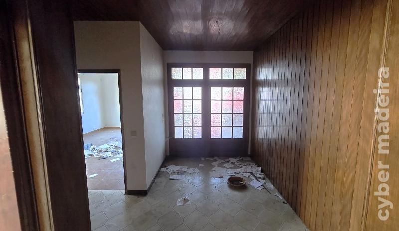 Moradia T4 para Venda