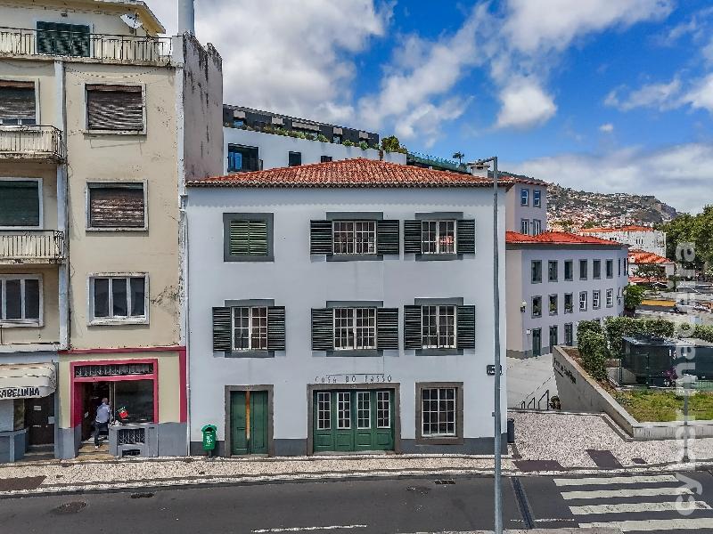 Prédio T4 para Venda