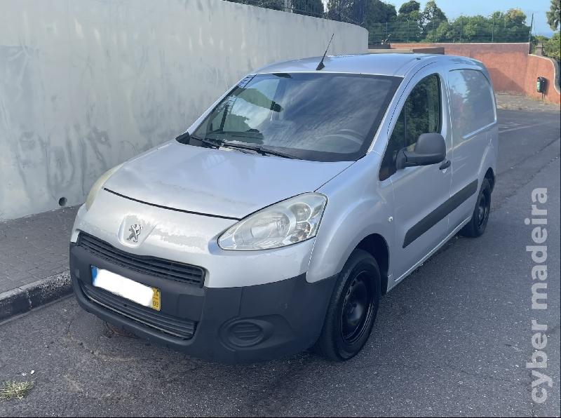 PEUGEOT PARTNER 1.6 hdi 90cv - 3lug - 2014 Gasóleo