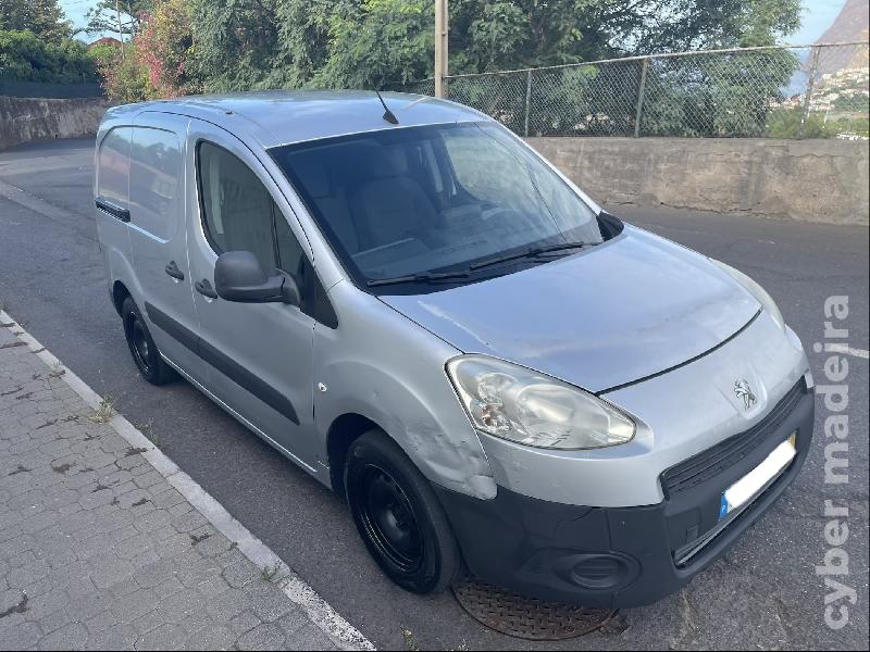 PEUGEOT PARTNER 1.6 hdi 90cv - 3lug - 2014 Gasóleo