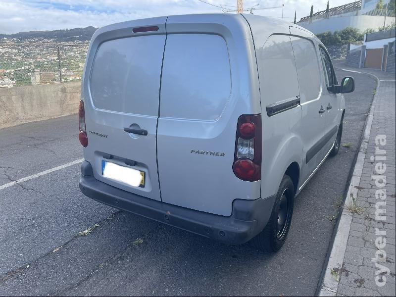 PEUGEOT PARTNER 1.6 hdi 90cv - 3lug - 2014 Gasóleo