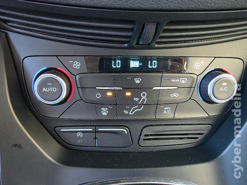 FORD KUGA 1.5 TDCi BUSINESS Gasóleo