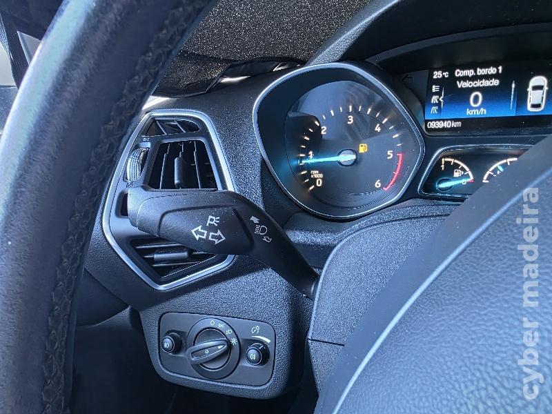 FORD KUGA 1.5 TDCi BUSINESS Gasóleo