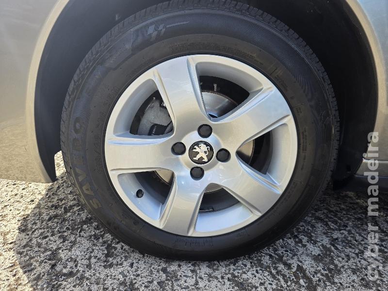 PEUGEOT 3008 1.6 HDi STYLE AUTOMÁTICO Gasóleo