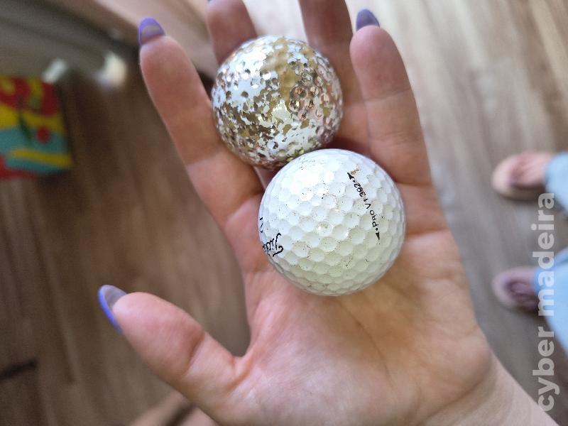 Kit de Golfe de Interior / Escritório – Taco Putter Alvo de Madeira e Bolas