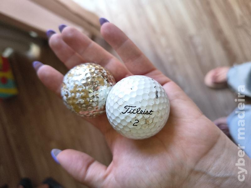 Kit de Golfe de Interior / Escritório – Taco Putter Alvo de Madeira e Bolas