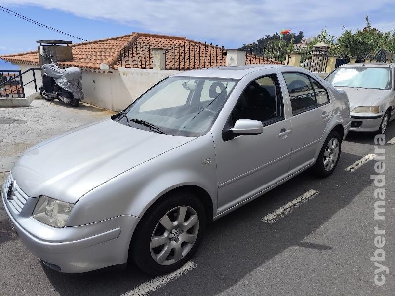 VOLKSWAGEN BORA 1.9 TDI Gasóleo