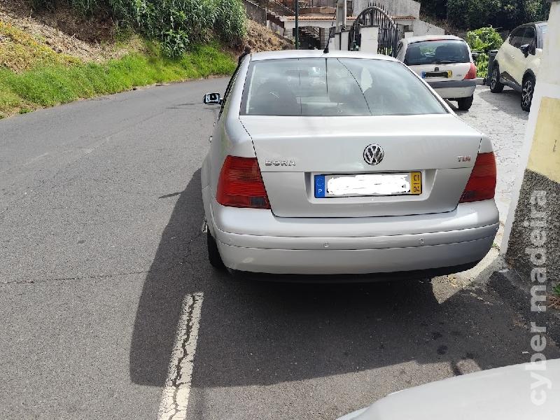 VOLKSWAGEN BORA 1.9 TDI Gasóleo