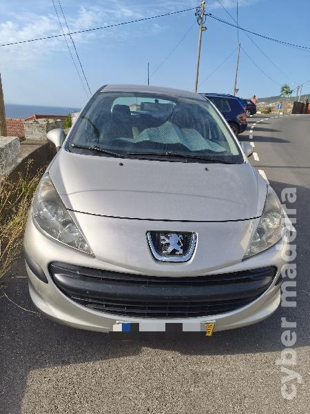 PEUGEOT 207 1,4 HDi Gasóleo