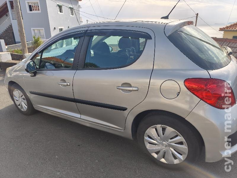PEUGEOT 207 1,4 HDi Gasóleo