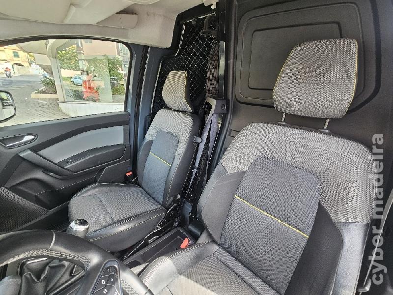 RENAULT KANGOO 1.5 DcI 95cv CX.6 VAN 2022 Iva Dedutivel. Gasóleo