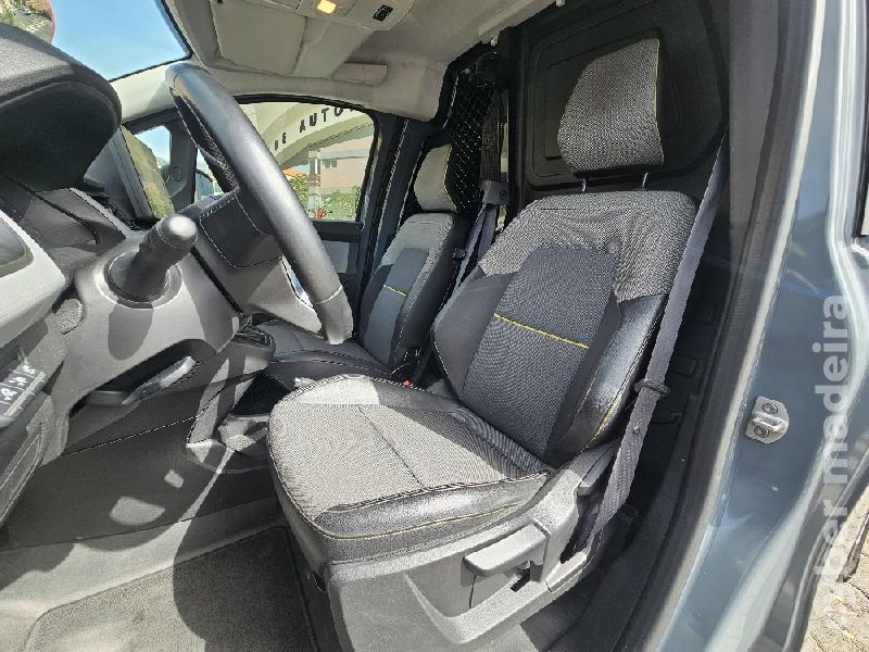 RENAULT KANGOO 1.5 DcI 95cv CX.6 VAN 2022 Iva Dedutivel. Gasóleo