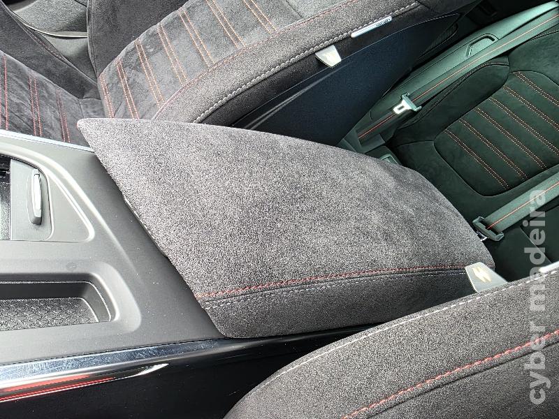 RENAULT MEGANE TCe 300 GPF EDC R.S. ULTIME AUTOMÁTICO Gasolina