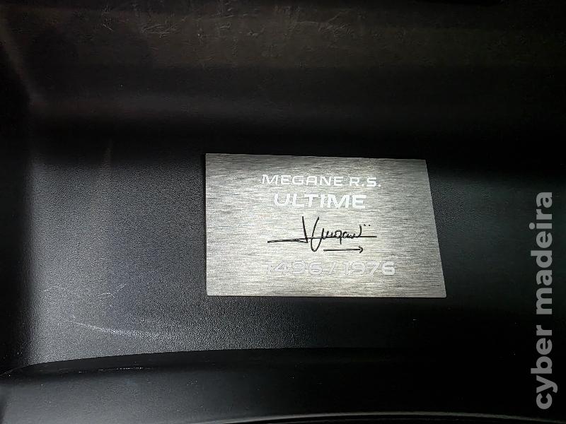 RENAULT MEGANE TCe 300 GPF EDC R.S. ULTIME AUTOMÁTICO Gasolina
