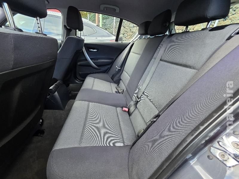 BMW Serie 1 120d AUTOMATICO Gasóleo