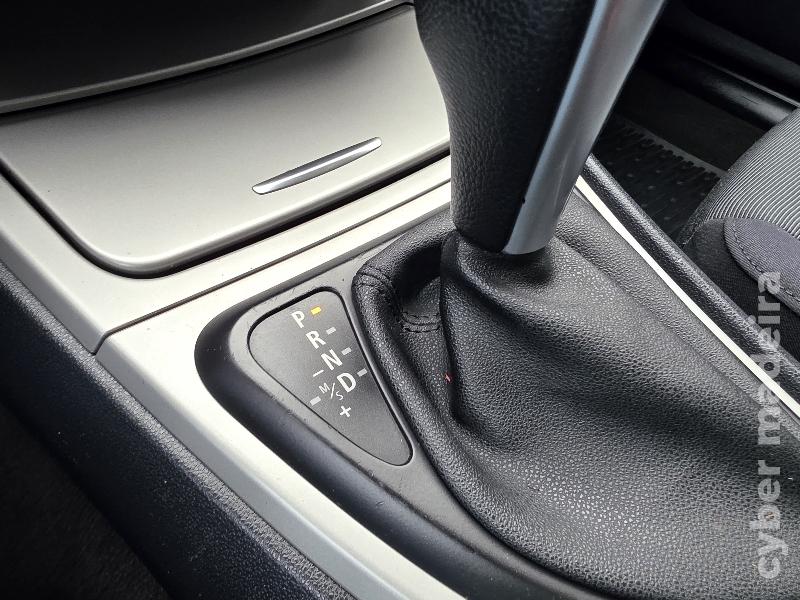 BMW Serie 1 120d AUTOMATICO Gasóleo