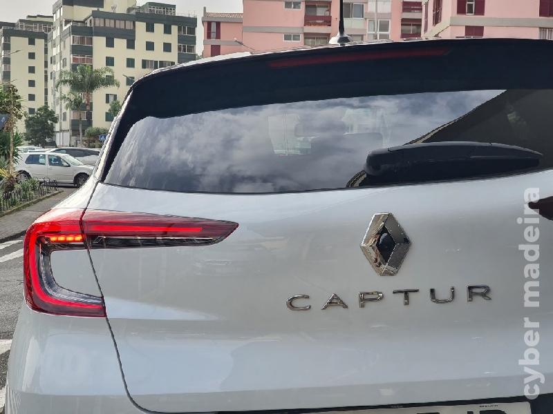 RENAULT CAPTUR TCE 91CV TENHO SUV CX.6 2023 Gasolina