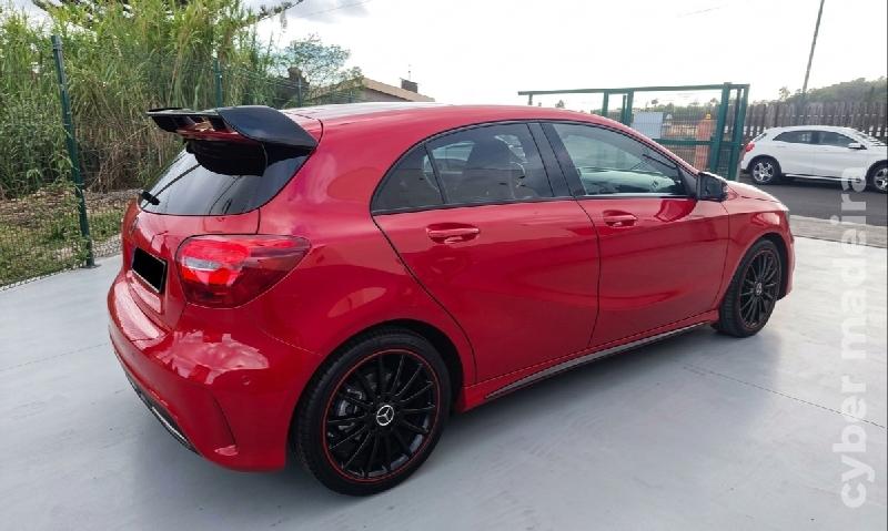 MERCEDES A 180 AMG LINE PACK NIGHT Gasóleo