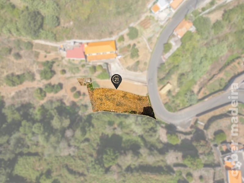 Terreno T3 para Venda