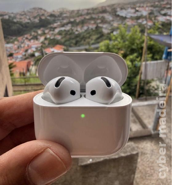 AirPods 5 com Caixa de carregamento wireless × 1