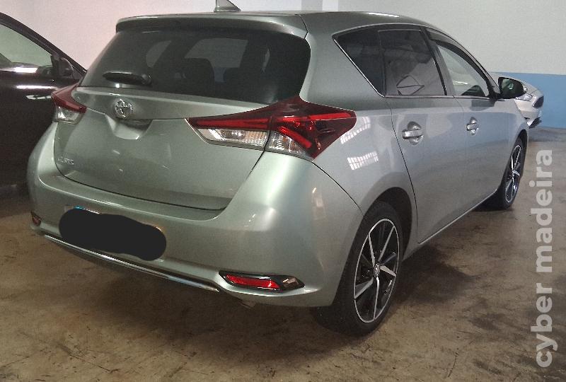 TOYOTA AURIS 1.4 d4d Gasóleo