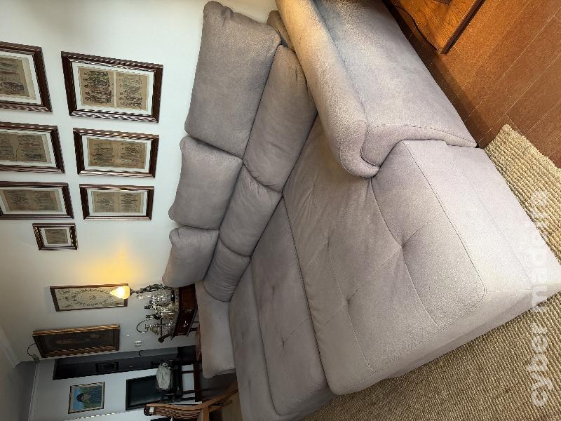 Sofá com chaise longue