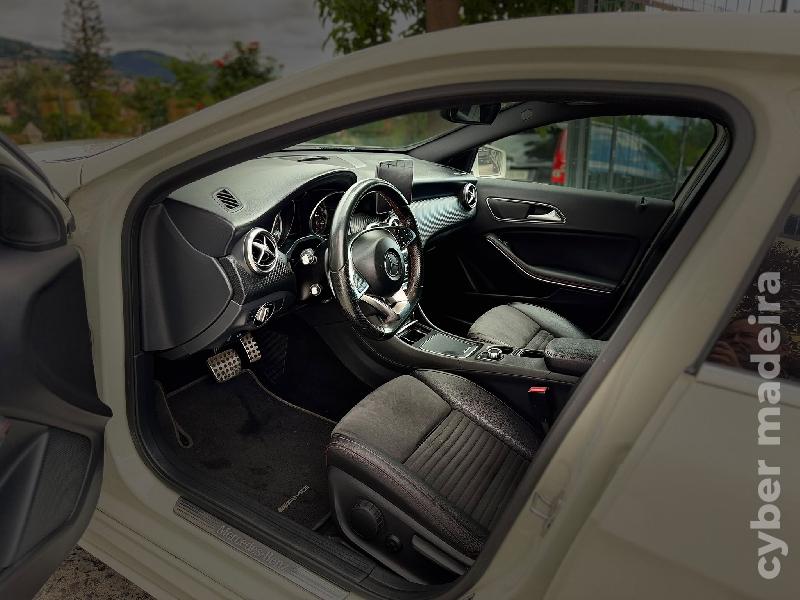 MERCEDES A 180 d 110 cv CAIXA AUTOMÁTICA Gasóleo